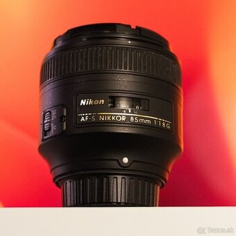 Nikon AF-S NIKKOR 85mm f/1.8 G