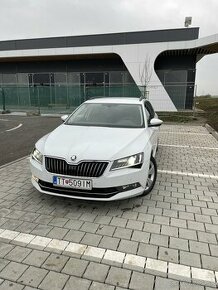 Skoda Superb Combi 2.0TDi, xenony