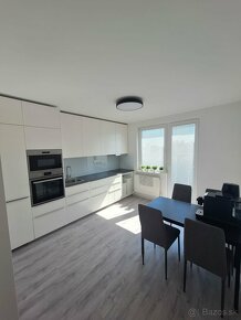 SENEC - 2 IZBOVÝ BYT 66m² - VÝBORNÁ LOKALITA