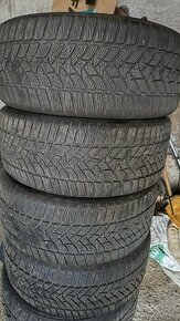 235/45 r18 Dunlop zimné pneu