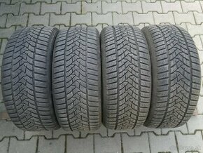 Zimne pneu. Dunlop 225/45 r17