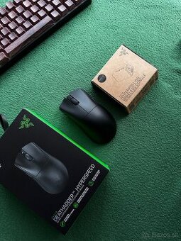 Razer Deathadder v3 Hyperspeed s 8kHz recieverom