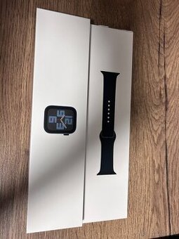 Apple watch SE (2nd Gen) 44mm space gray GPS