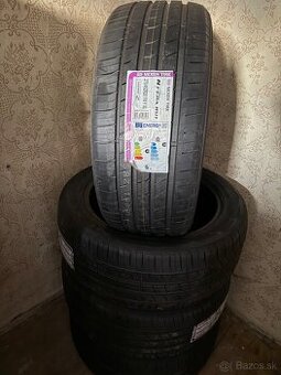 Nexen 275/45 r20