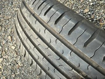 Predam 4-kusy pneu 215/65 R17V Continental