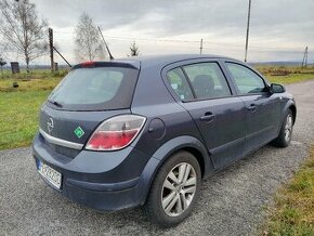 Astra H 1,6 85 Kw benzín, LPG-plyn - 1