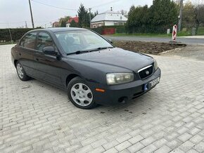 Predam Hyundai Elantra 1.6 benzin r.v2002 Automat