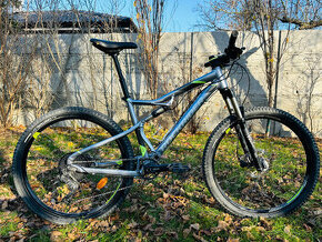 Predám celoodpružený MTB Decathlon Rockrider St900