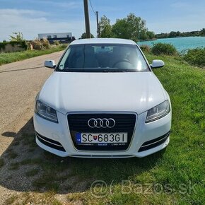 Predám Audi A3 Sportback 1.6 TDI 105k DPF Ambiente - 1