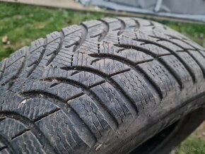 Zimne pneu 195/60R15