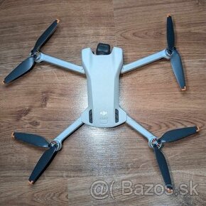 Dron DJI Mini 3 telo