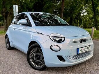 ✴️FIAT 500e ICON 42 KWh 87KW/118 KONÍ•4/2021•22 TISÍC KM•DPH