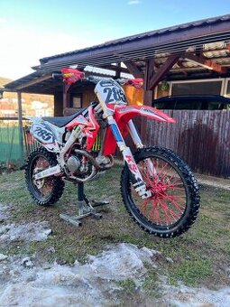 Honda CRF450R - 1