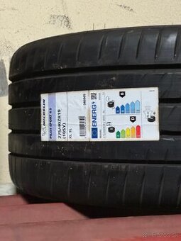 275/40R19 105Y