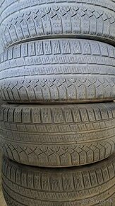 Predám 4ks jazdené zimné 245/45r18-100V Pirelli