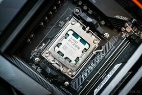 AMD Ryzen 9 7950X - 1