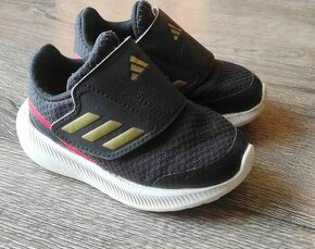 Botasky Adidas v.22