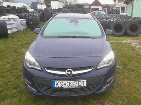 opel Astra ST (Sports Tourer) 1.7 CDTI BI-XENON r.v.: 2013,