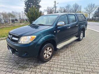 TOYOTA HILUX 2,5 DIESEL 4X4 KLÍMA