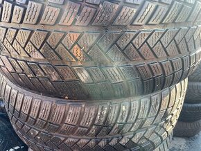 Predám Zimné pneu. 205/50R17