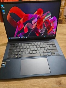 Asus zenbook 14 s intel i5 procesorom 8gb ram 512gb ssd disk