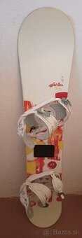 149 cm damsky snowboard BURTON s viazanim