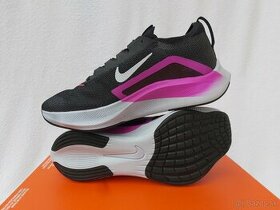 Dámské běžecké tenisky Nike Air Zoom Fly 4, velikost 39