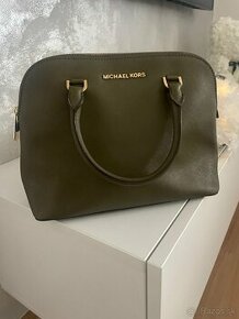 Michael Kors olivovo-zelená kabelka