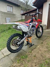 Honda CRF250R - 1