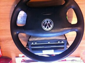 Golf, Passat airbag s volantom