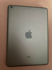 Apple iPad Air 128 GB Čierny