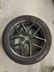 Koleso Alfaromeo Stelvio s pneu Michelin - 1