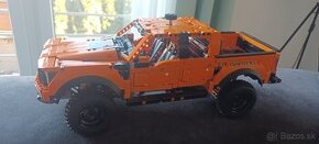 Lego technics Ford F150 raptor