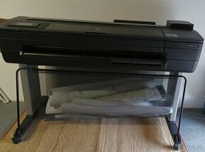 Predam ploter HP Designjet T730