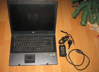 HP Compaq 6715s (displej 15,4'') - 1