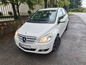 Mercedes B180