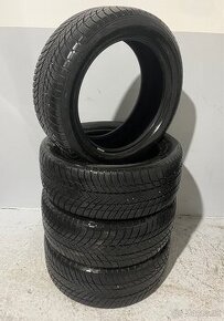 235/50 R19 Zimne Bridgestone Top Stav