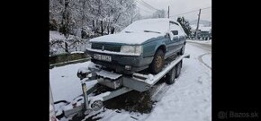 Renault 25. R.1988 plná výbava okrem kože