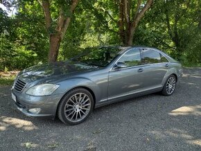 Mercedes Benz w221/320cdi/4 matic long