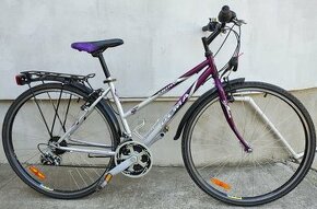 Cestný trekingový bicykel 18 rám 28 kolesá, SHIMANO, svetlá