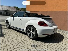 VW Beetle 2.0 TDi Sport DSG +420608221164