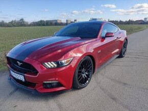 Ford Mustang 5.0 Ti-VCT V8 GT