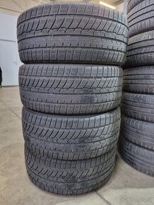 245/45R18 Zimne