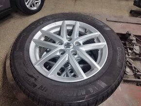 215/60R16 ET50 114,3 Suzuki Elektróny zimná sada