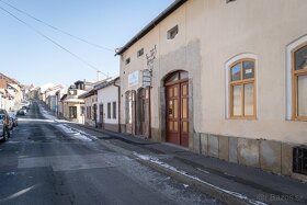 Znížená cena  Rodinný dom s obchodnými priestormi v Levoči