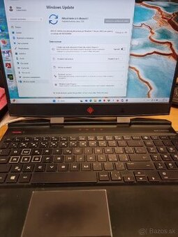 Predám herný notebook HP OMEN, 16GB RAM, WIN 11 - REZERVOVAN