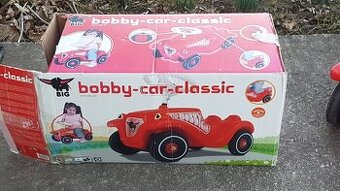 Bobby-car odražaflo