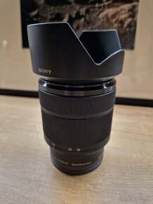 Sony FE 28-70mm f/3.5-5.6 OSS (Full Frame, E-Mount) - 1