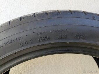 Dunlop Sportmaxx RT2 235/45 R18