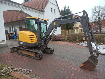 Pásový bagr Minibagr Volvo EC35 r.v2015 Kubota CAT Takeuchi